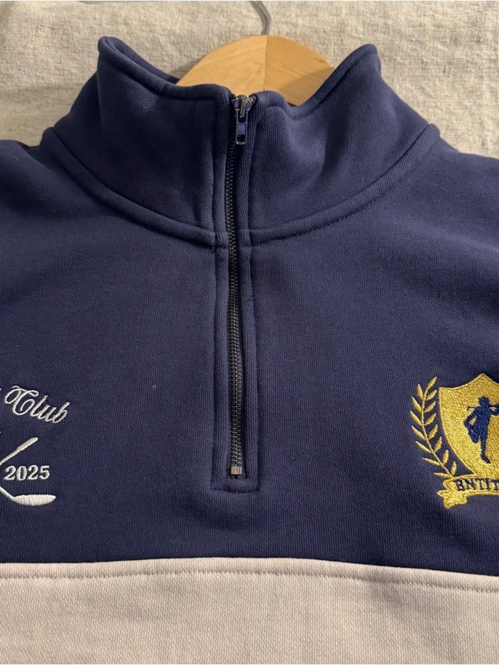 Entitled Housewife She Gone Inc The GieurIz Colorblock 1/4 zip Sweatshirt XXL - Picture 10 of 11